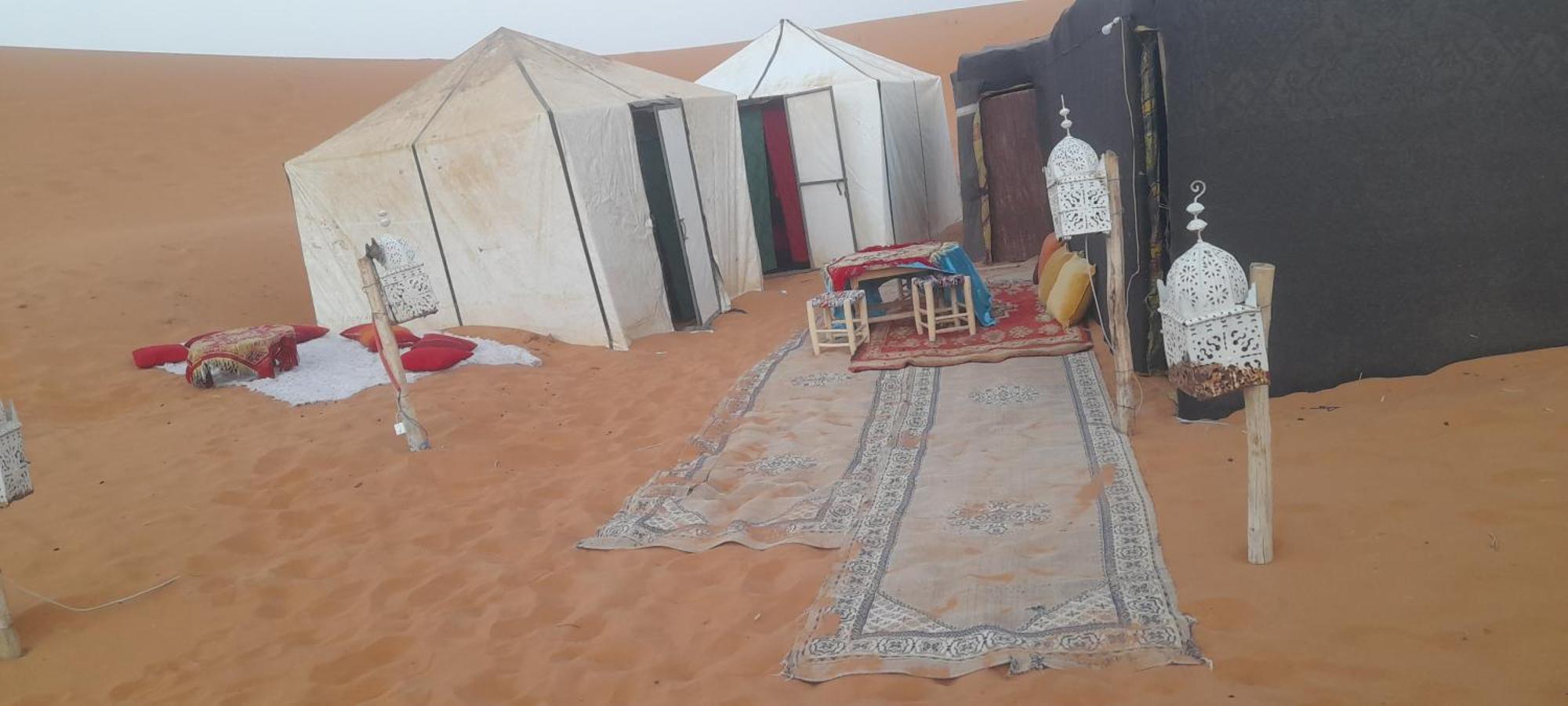 Erg Chebbi Starlight Camp Hotel เมอร์ซูกา ภายนอก รูปภาพ