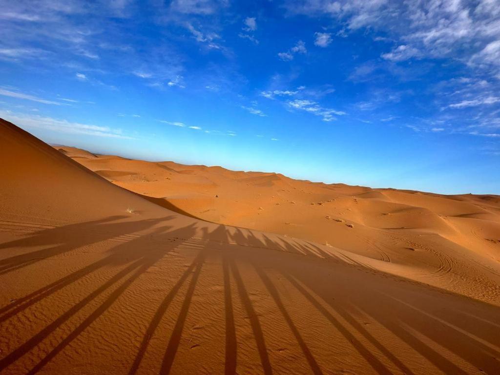 Erg Chebbi Starlight Camp Hotel เมอร์ซูกา ภายนอก รูปภาพ