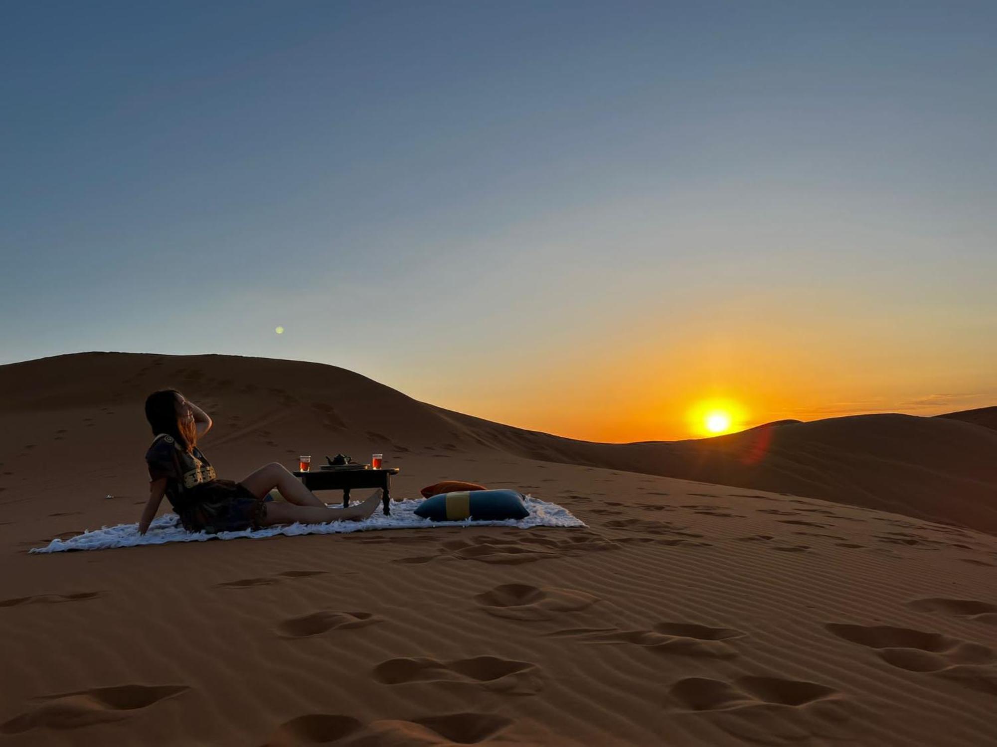 Erg Chebbi Starlight Camp Hotel เมอร์ซูกา ภายนอก รูปภาพ