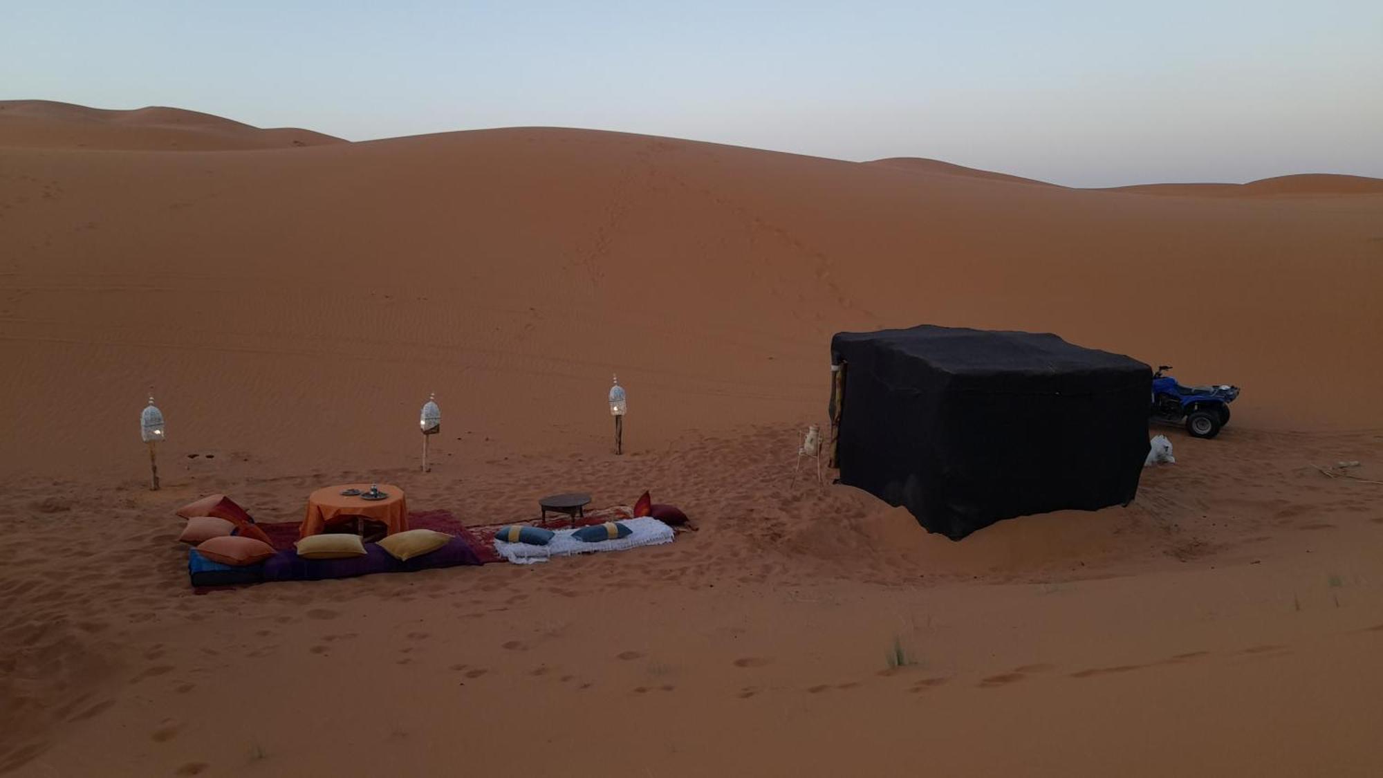 Erg Chebbi Starlight Camp Hotel เมอร์ซูกา ห้อง รูปภาพ